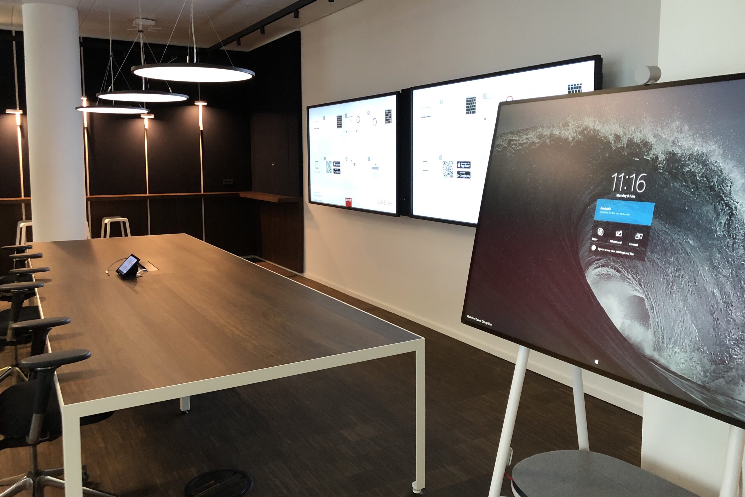 EY Quantumspace AV Technik digitale Workshops Präsentationen digital Content interaktive Displays video wall immersive studio wavepace realtime content av concept